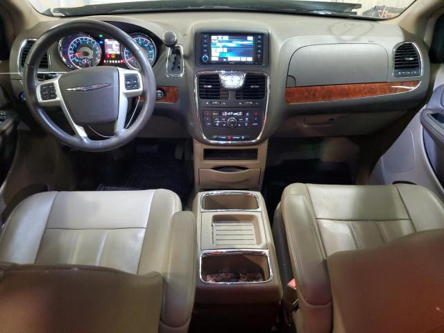 Photo 9 from auction – 2015 CHRYSLER TOWN & COU with VIN 2C4RC1BGXFR525936