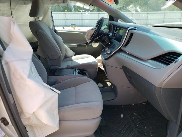 Photo 5 from auction – 2015 TOYOTA SIENNA LE with VIN 5TDJK3DC2FS100899