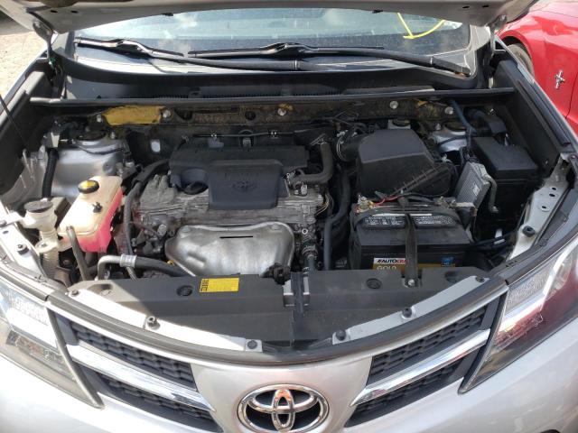 Photo 7 from auction – 2013 TOYOTA RAV4 LE with VIN JTMZFREV9D5011375