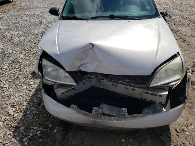 Photo 7 from auction – 2005 FORD FOCUS ZX3 with VIN 3FAFP31N65R120755
