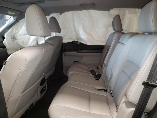 Photo 6 from auction – 2017 HONDA PILOT TOUR with VIN 5FNYF5H90HB037502