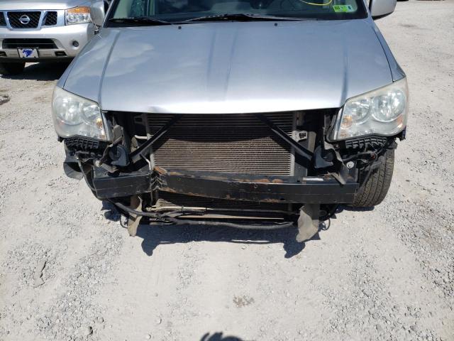 Photo 9 from auction – 2011 CHRYSLER TOWN & COU with VIN 2A4RR5DG3BR735415
