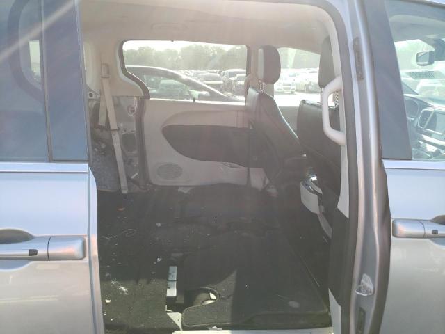 Photo 6 from auction – 2020 CHRYSLER VOYAGER LX with VIN 2C4RC1DGXLR157007