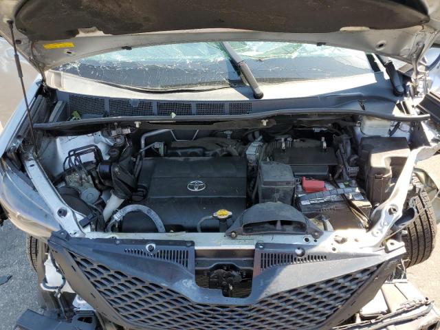 Photo 7 from auction – 2016 TOYOTA SIENNA SE with VIN 5TDXK3DC5GS695601