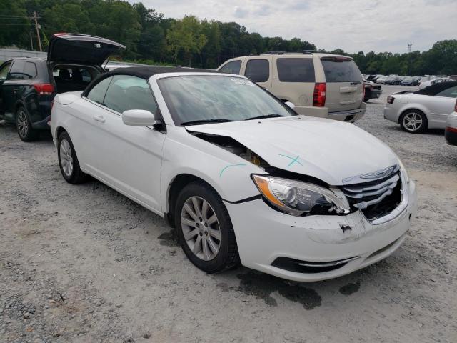 CHRYSLER 200 TOURIN 2013 z numerem VIN 1C3BCBEB8DN606374 - Zdjęcie z aukcji