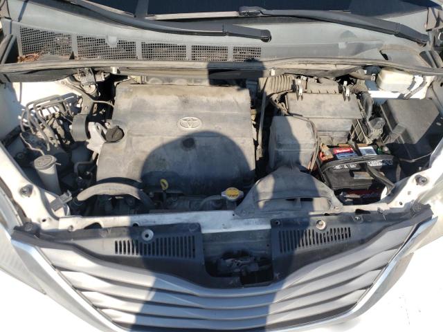 Photo 7 from auction – 2014 TOYOTA SIENNA XLE with VIN 5TDYK3DC3ES424375