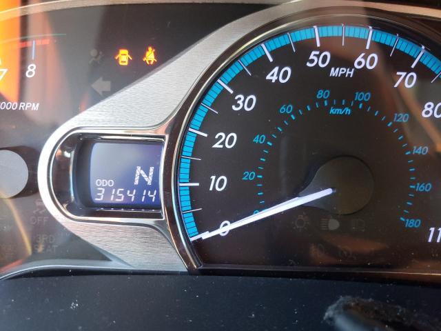 Photo 8 from auction – 2013 TOYOTA SIENNA XLE with VIN 5TDYK3DC7DS280263