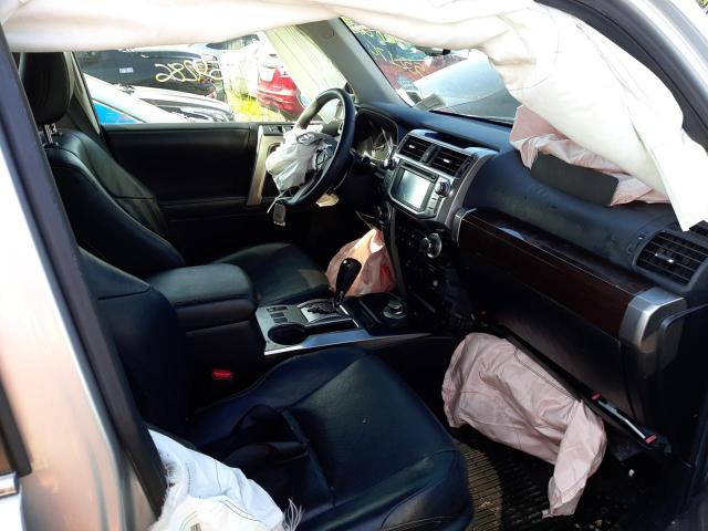 Photo 5 from auction – 2018 TOYOTA 4RUNNER SR with VIN JTEBU5JR8J5552174