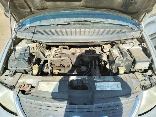 Photo 7 from auction – 2005 CHRYSLER TOWN & COU with VIN 1C4GP45R15B354503