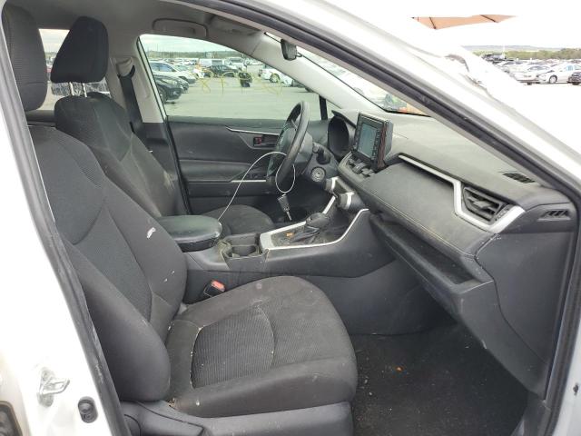 Photo 5 from auction – 2019 TOYOTA RAV4 LE with VIN 2T3H1RFV2KC024968