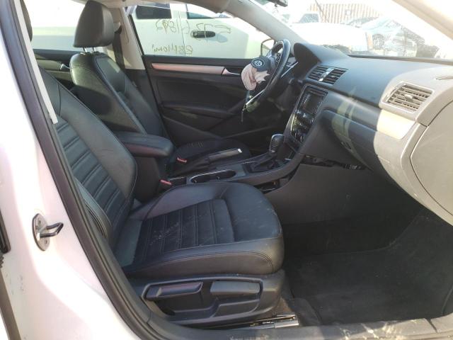 Photo 5 from auction – 2015 VOLKSWAGEN PASSAT SE with VIN 1VWBS7A3XFC010642