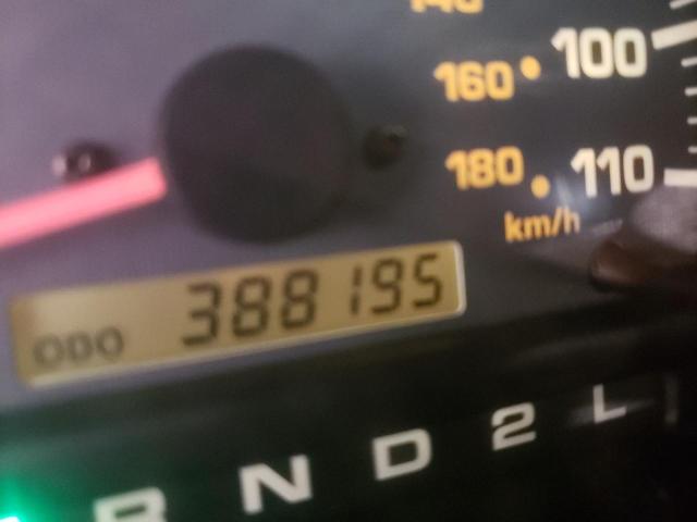 Photo 8 from auction – 2000 TOYOTA 4RUNNER LI with VIN JT3GN87R2Y0143521