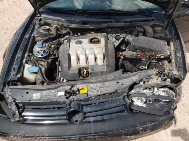 Photo 7 from auction – 2004 VOLKSWAGEN GOLF with VIN 9BWFR61J744036475