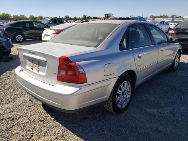 Photo 4 from auction – 2004 VOLVO S80 2.5T with VIN YV1TH59H241347612