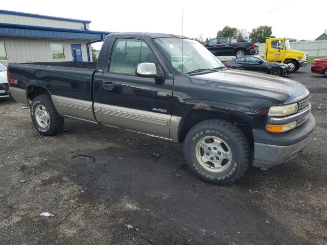 CHEVROLET SILVERADO 2000 with VIN 1GCEK14T3YE233847 - Photo from auction