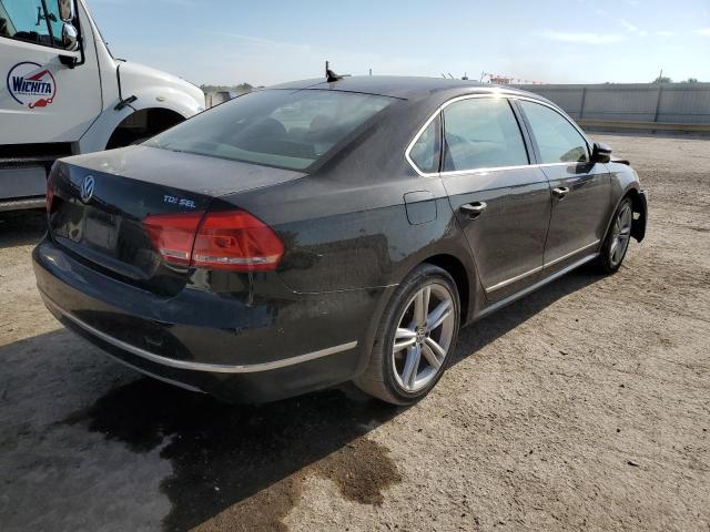 Photo 4 from auction – 2012 VOLKSWAGEN PASSAT SEL with VIN 1VWCN7A32CC069448