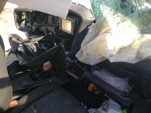 Photo 9 from auction – 2016 MITSUBISHI OUTLANDER with VIN JA4AD3A33GZ050362