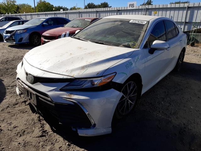 Photo 2 from auction – 2022 TOYOTA CAMRY XLE with VIN 4T1F31AK5NU595477