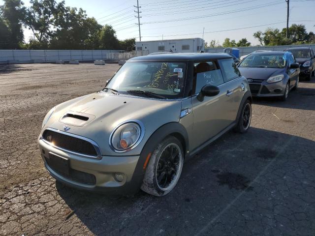 Zdjęcie 2 z aukcji – 2010 MINI COOPER S z VIN WMWMF7C58ATW88830