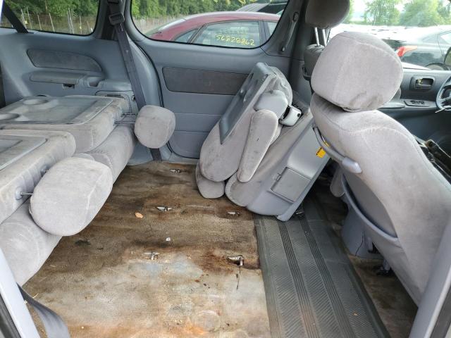 Photo 6 from auction – 2003 TOYOTA SIENNA with VIN 4T3ZF13C03U535945