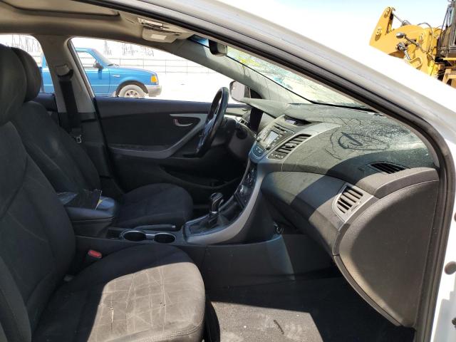 Photo 5 from auction – 2016 HYUNDAI ELANTRA SE with VIN 5NPDH4AE4GH736982