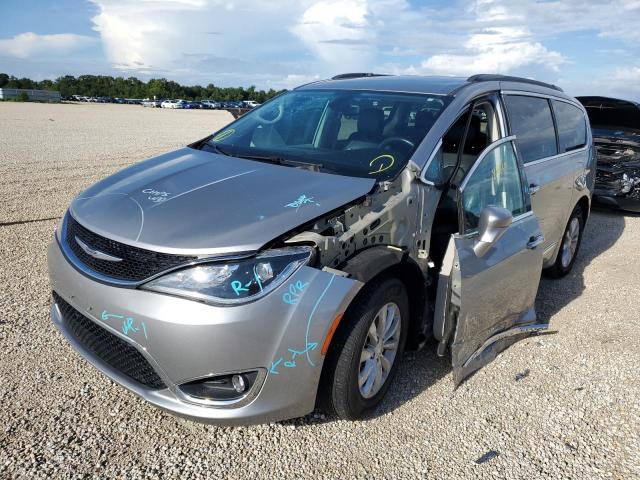 Photo 2 from auction – 2017 CHRYSLER PACIFICA T with VIN 2C4RC1BGXHR576100