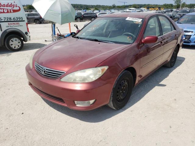 Photo 2 from auction – 2005 TOYOTA CAMRY LE with VIN 4T1BE32K15U083220