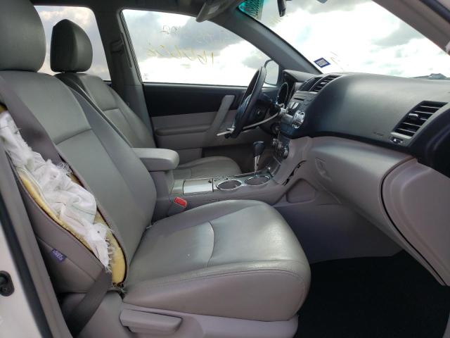 Photo 5 from auction – 2011 TOYOTA HIGHLANDER with VIN 5TDZA3EHXBS013486
