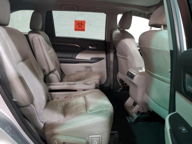 Photo 6 from auction – 2015 TOYOTA HIGHLANDER with VIN 5TDYKRFH4FS063218