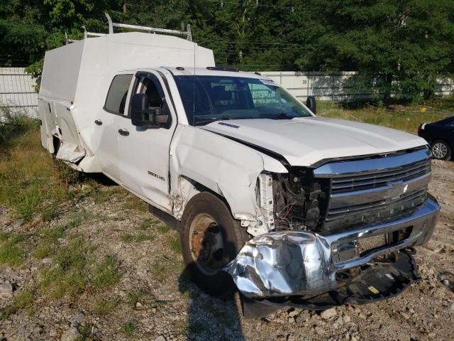 CHEVROLET SILVERADO 2015 with VIN 1GB4KYC88FF114205 - Photo from auction