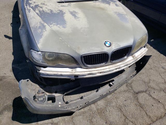 Photo 9 from auction – 2005 BMW 330 I with VIN WBAEV53405KM42563