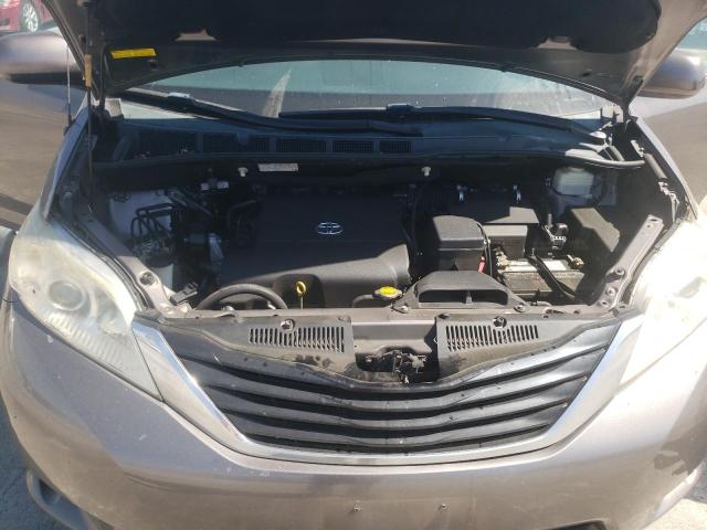 Photo 7 from auction – 2013 TOYOTA SIENNA LE with VIN 5TDKK3DC8DS329783
