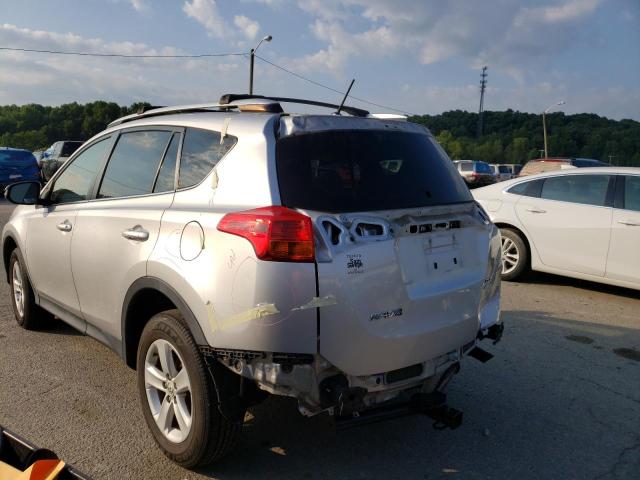 Photo 3 from auction – 2013 TOYOTA RAV4 XLE with VIN JTMRFREV9D5009030