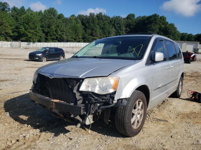 Photo 2 from auction – 2010 CHRYSLER TOWN & COU with VIN 2A4RR5D10AR249655