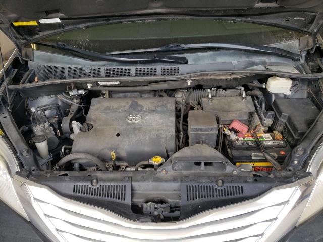 Photo 7 from auction – 2013 TOYOTA SIENNA XLE with VIN 5TDDK3DC8DS052481