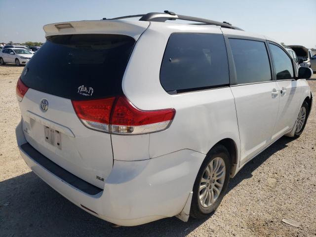 Photo 4 from auction – 2014 TOYOTA SIENNA XLE with VIN 5TDYK3DC3ES424375