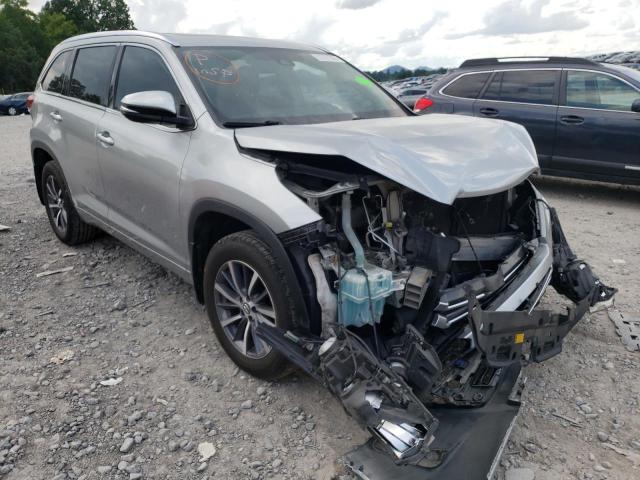 TOYOTA HIGHLANDER 2017 with VIN 5TDJZRFH7HS484365 - Photo from auction