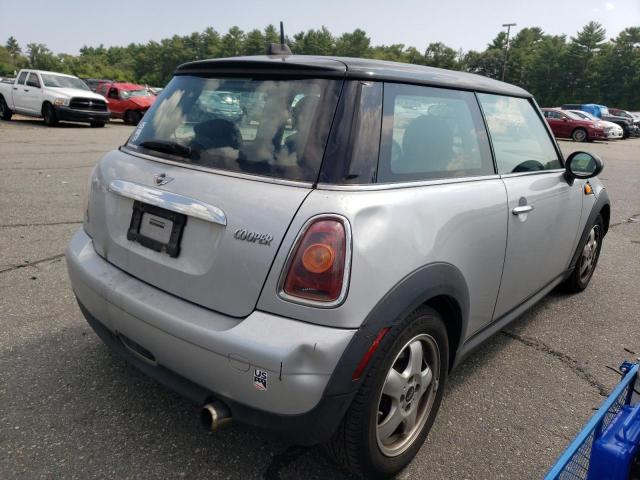 Photo 4 from auction – 2009 MINI COOPER with VIN WMWMF33569TU71443