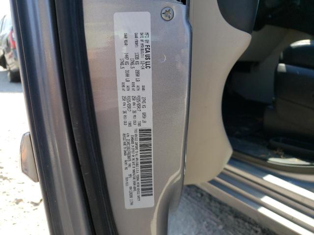 Photo 10 from auction – 2015 CHRYSLER TOWN & COU with VIN 2C4RC1BG1FR638075