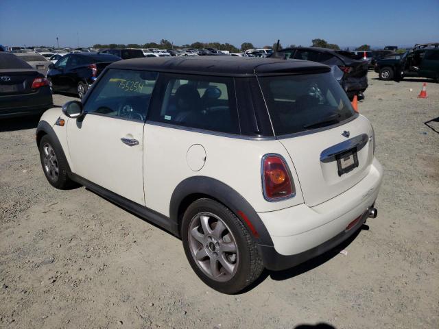 Photo 3 from auction – 2008 MINI COOPER with VIN WMWMF33528TU63967
