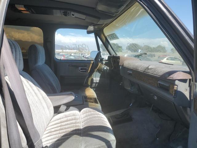Photo 5 from auction – 1990 GMC SUBURBAN V with VIN 1GKEV16K5LF535157