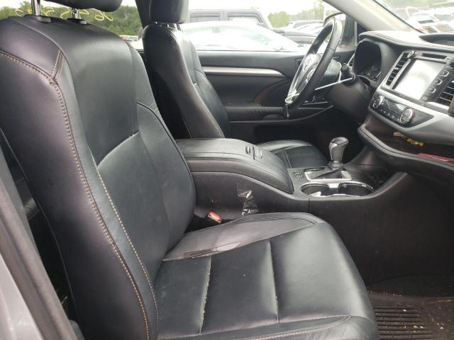 Photo 5 from auction – 2015 TOYOTA HIGHLANDER with VIN 5TDJKRFH3FS181150