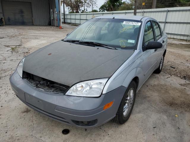 Photo 2 from auction – 2005 FORD FOCUS ZX4 with VIN 1FAFP34N85W228724