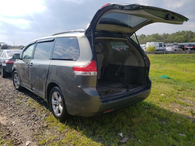 Photo 3 from auction – 2011 TOYOTA SIENNA LE with VIN 5TDKK3DC8BS008596