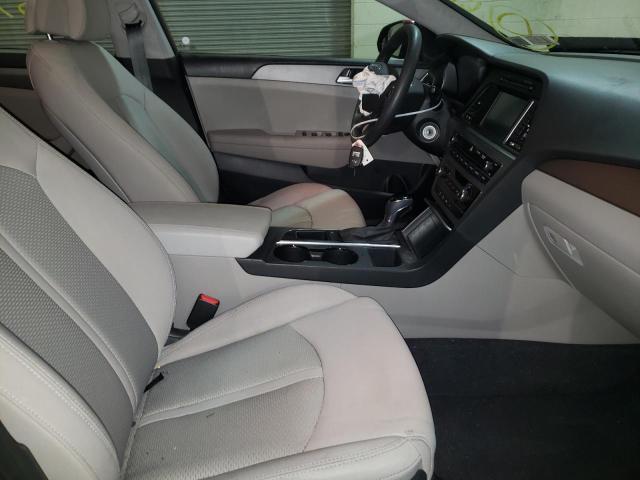 Photo 5 from auction – 2016 HYUNDAI SONATA SE with VIN 5NPE24AFXGH390032