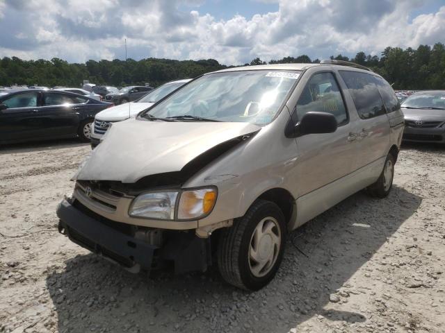 Photo 2 from auction – 2000 TOYOTA SIENNA LE with VIN 4T3ZF13C3YU310247