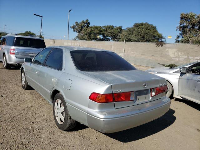 Photo 3 from auction – 2001 TOYOTA CAMRY CE with VIN JT2BG22K810605179