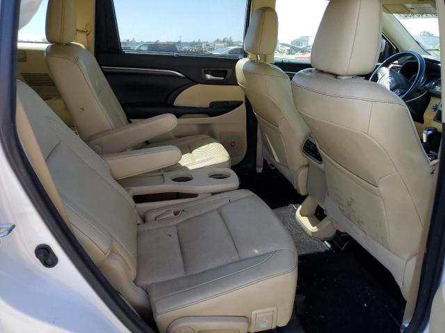 Photo 6 from auction – 2015 TOYOTA HIGHLANDER with VIN 5TDDCRFH0FS013413