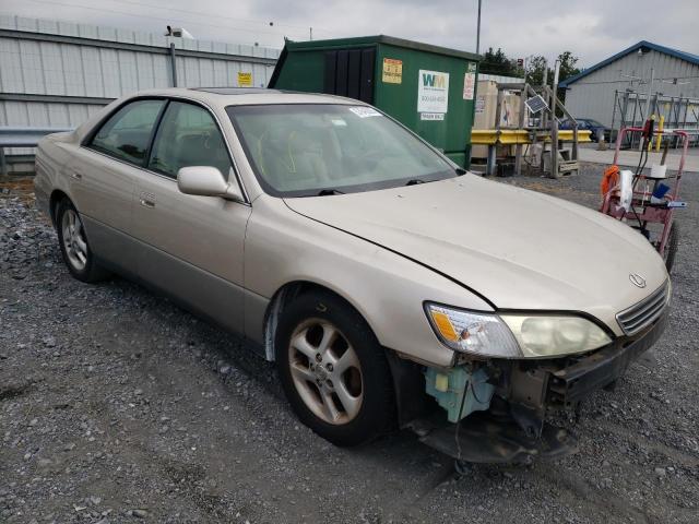 LEXUS ES 300 2000 with VIN JT8BF28G0Y0255584 - Photo from auction