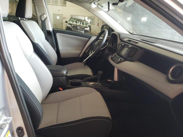 Photo 5 from auction – 2016 TOYOTA RAV4 XLE with VIN 2T3RFREV5GW509022
